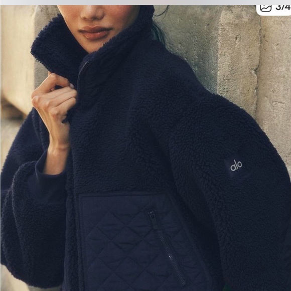 ALO Yoga Jackets & Blazers - ALO Yoga Women's Dark Navy Teddy Jacket